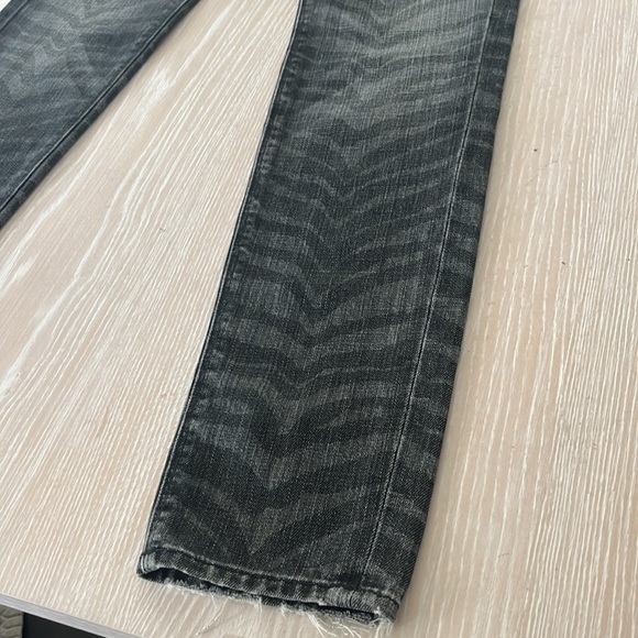 7 Seven for all Mankind black gray zebra print straight jeans sz 28 - Picture 5 of 11
